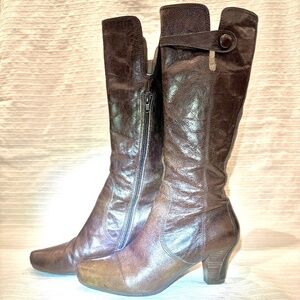 Brown Leather Tall Heeled Boots